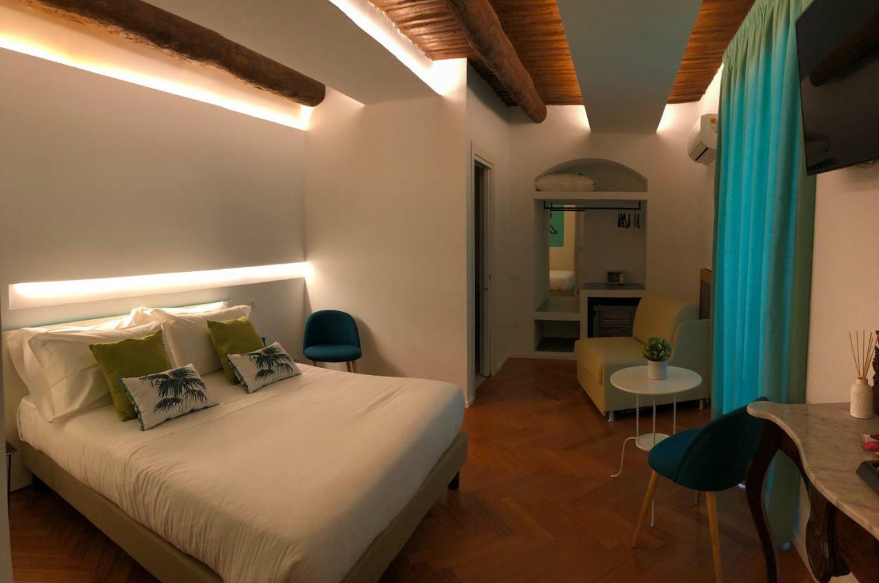 Duetto Al Duomo Hotel Naples Exterior photo